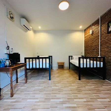 Koh Jum Bungalow & Hostel Dış mekan fotoğraf