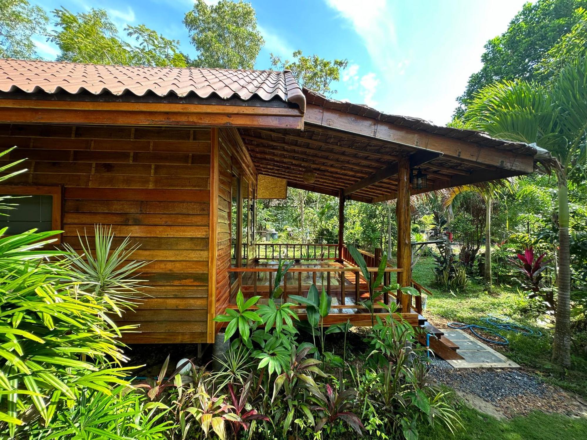 Koh Jum Bungalow & Hostel Dış mekan fotoğraf