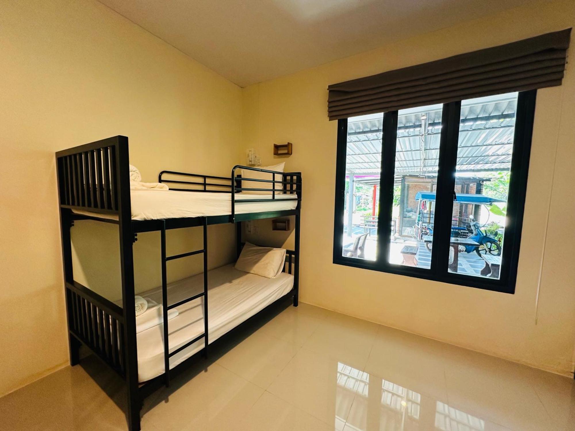 Koh Jum Bungalow & Hostel Dış mekan fotoğraf
