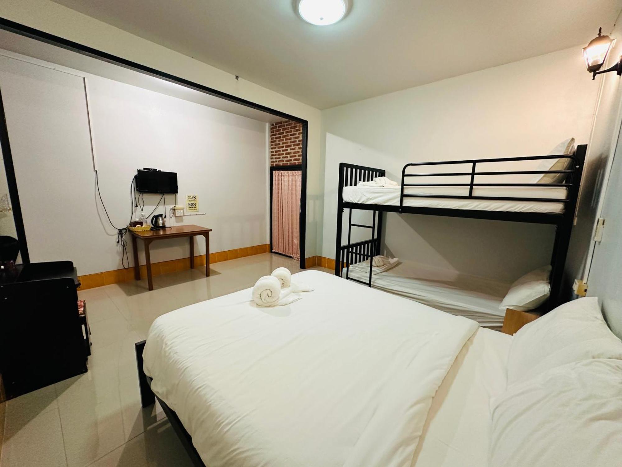Koh Jum Bungalow & Hostel Dış mekan fotoğraf