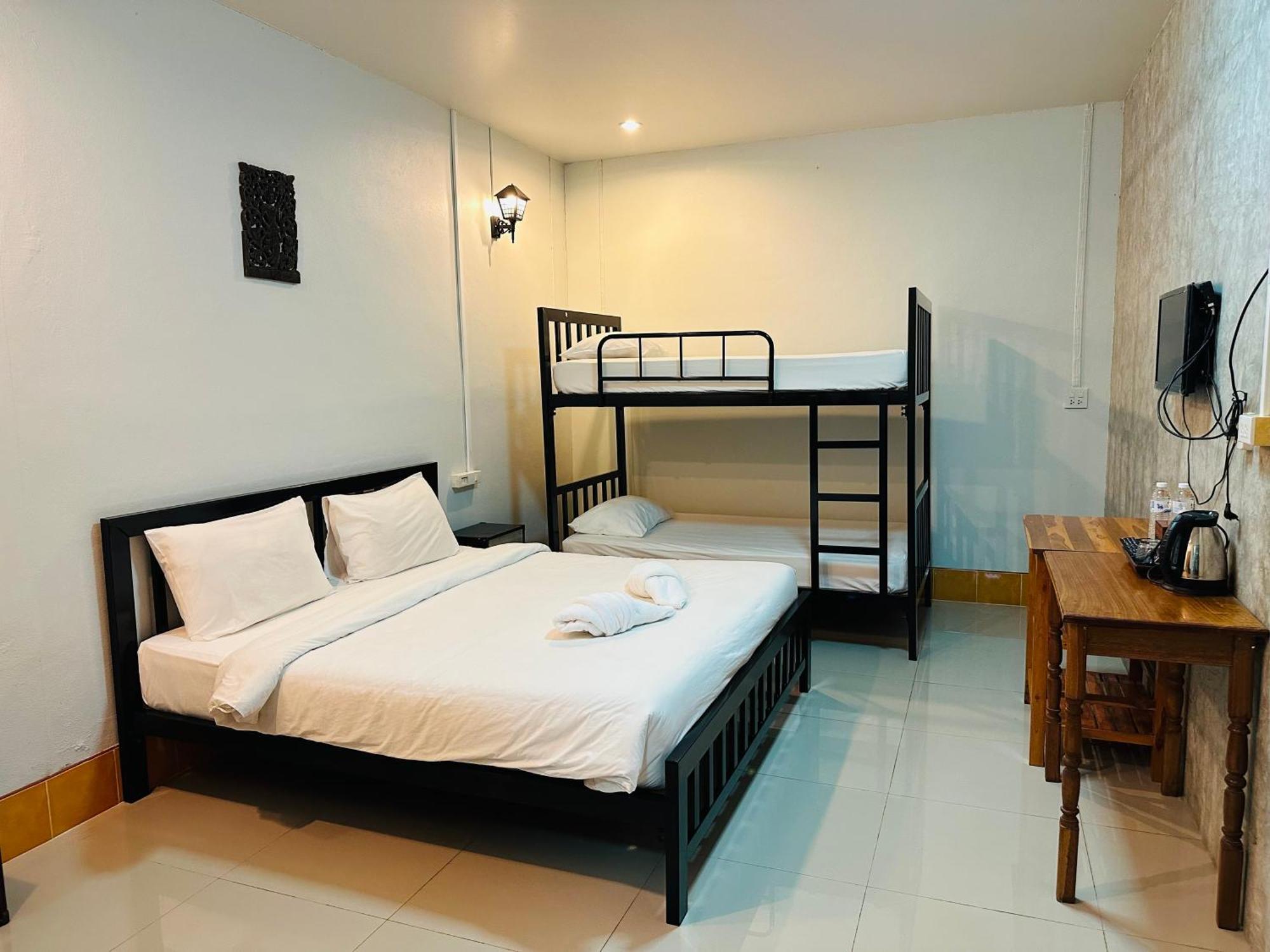 Koh Jum Bungalow & Hostel Dış mekan fotoğraf
