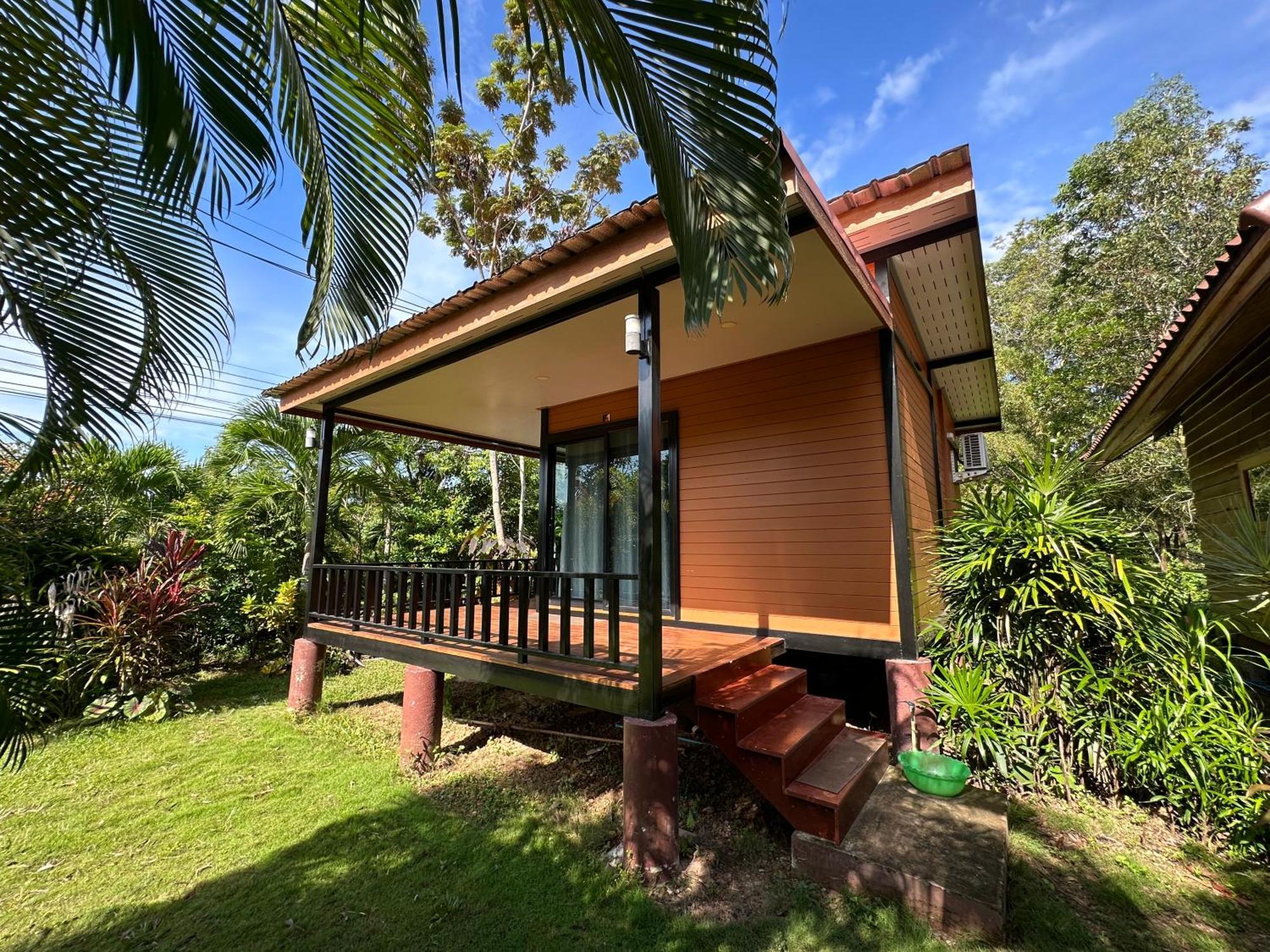 Koh Jum Bungalow & Hostel Dış mekan fotoğraf