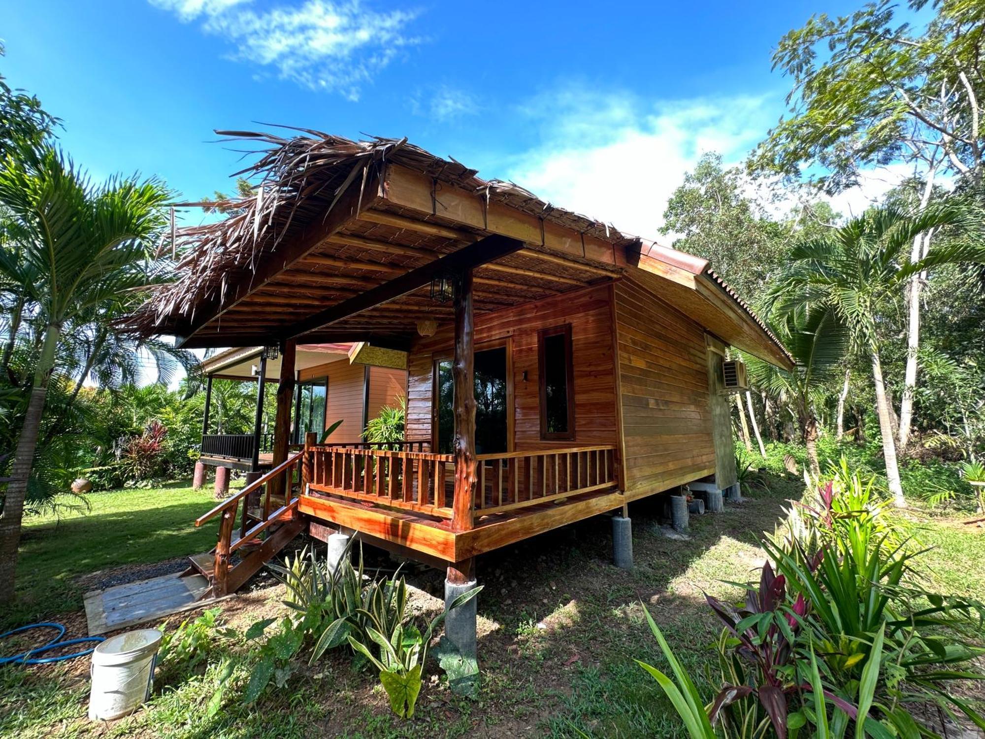 Koh Jum Bungalow & Hostel Dış mekan fotoğraf
