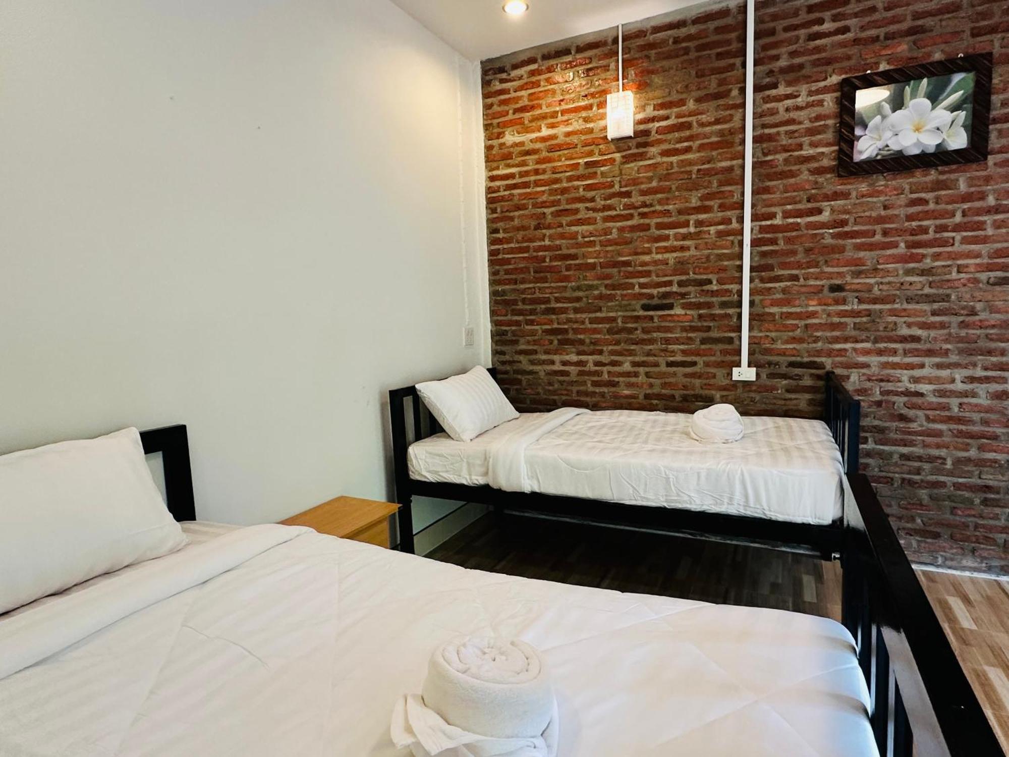 Koh Jum Bungalow & Hostel Dış mekan fotoğraf