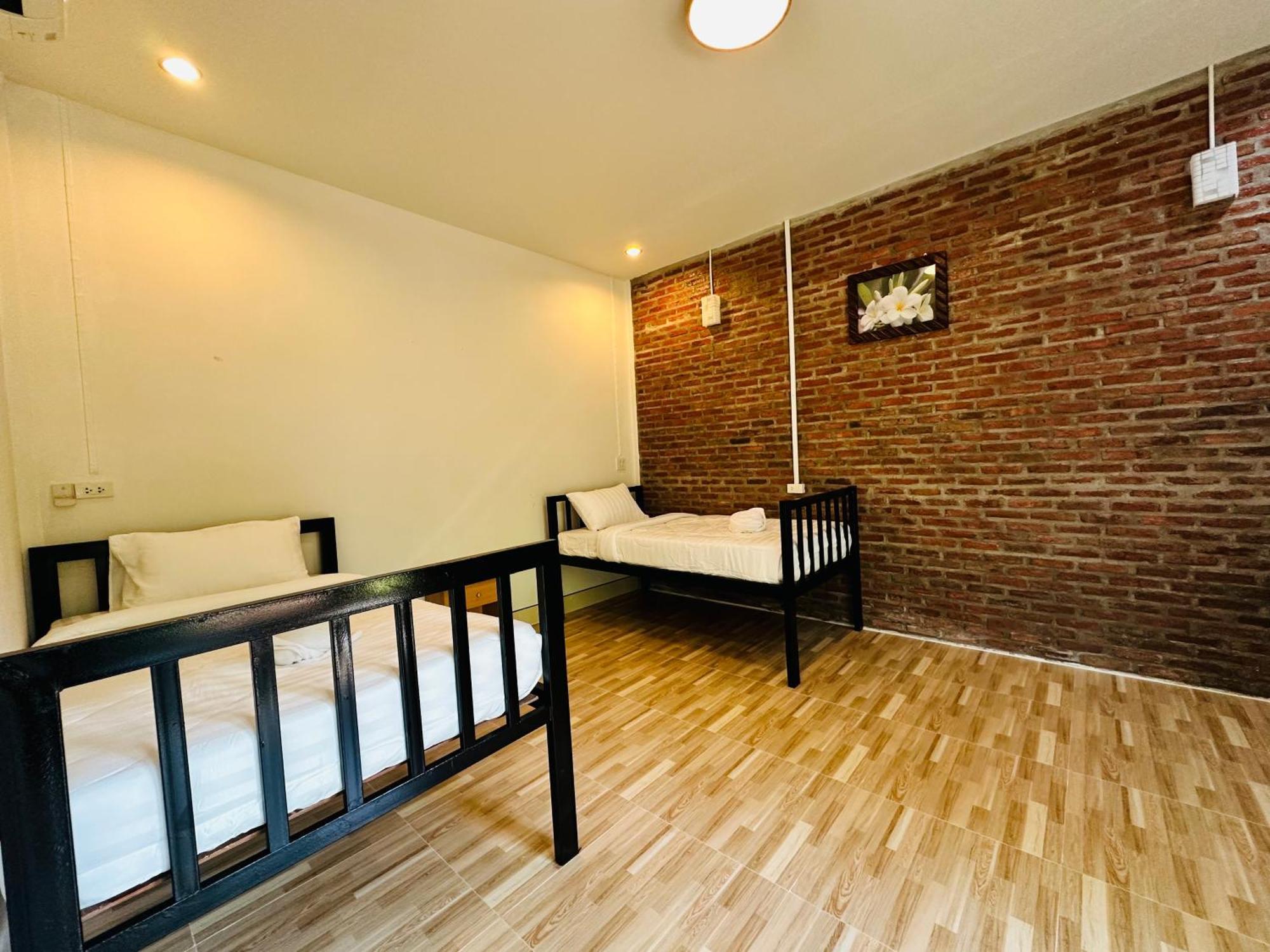 Koh Jum Bungalow & Hostel Dış mekan fotoğraf